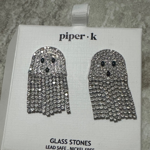 Piper K Silver Ghost 👻 Earrings - Picture 2 of 2